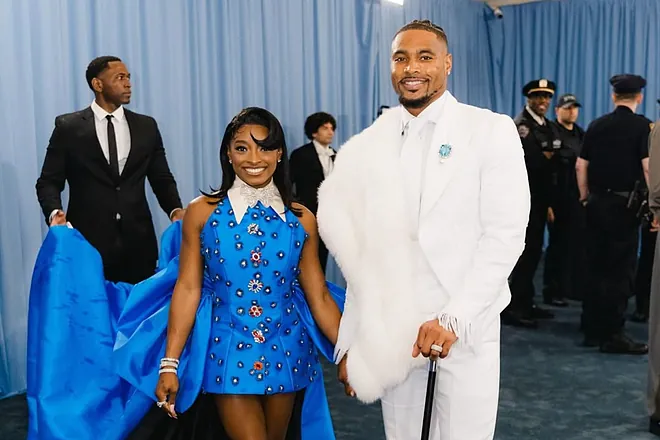 Simone Biles Shares Jonathan Owens’ Quiet Devotion During Gala Night Prep 3 Simone Biles shows off Jonathan Owens' sweet patience as he waits for her to get glam for their gala date night