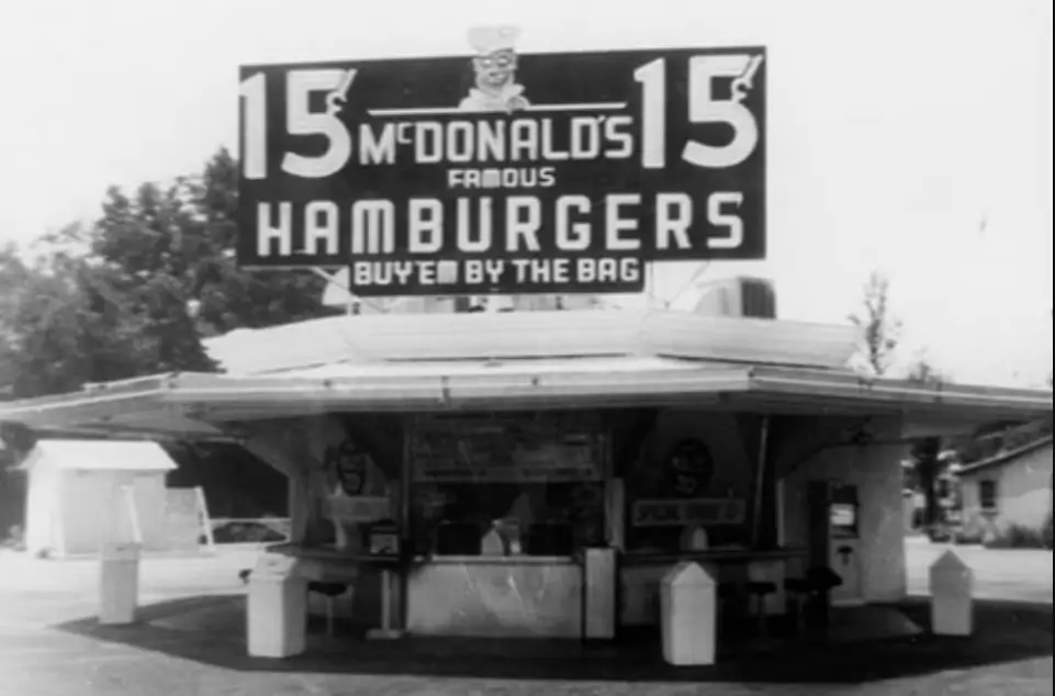 From Then to Now: The Surprising Restaurant Transformation of Your Favorite Chains 4 first McDonald's restaurant look like