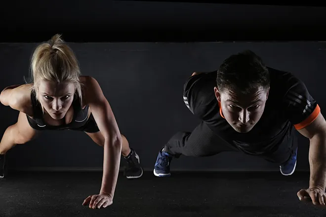 How to Train on an Empty Stomach Without Losing Muscle Mass, According to Trainers 23 47410529