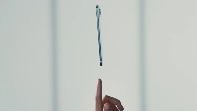 iPhone Air 2025: Apple’s Thinnest iPhone Ever Breaks Records 6 iPhone Air 2025